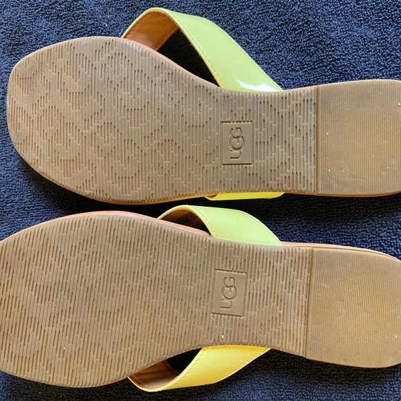 UGG Toulumne Sandals size 8, leather - Picture 2 of 2